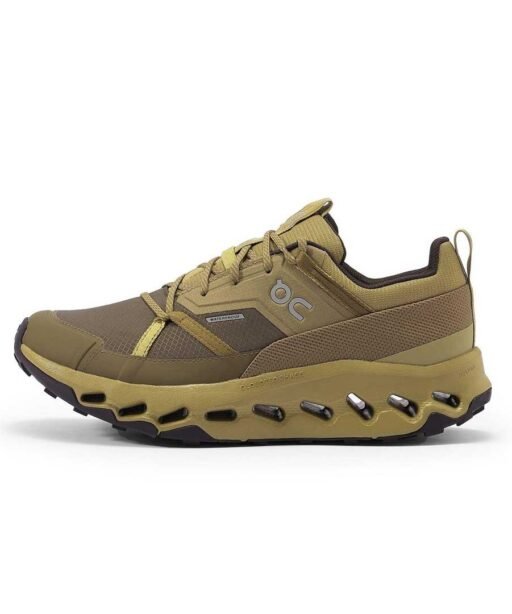 on cloud horizon - safari/olive