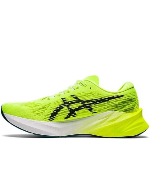 ASICS NOVABLAST 3 Running Shoes - Yellow/ Black