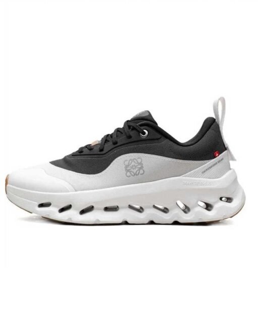 On Running x Loewe Cloudtilt 2.0 - White / black