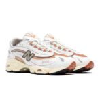 New Balance 1000 – Sea Salt/Astro Dust sneakers at EG KICKS Egypt