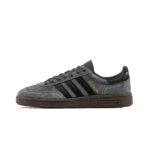 Spezial “Carbon” - كوتشي من EG KICKS