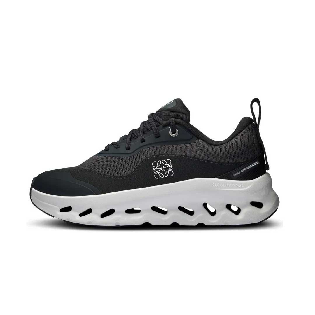 q41.jpg On Running x LOEWE Cloudtilt 2.0 Black White - كوتشي من EG KICKS